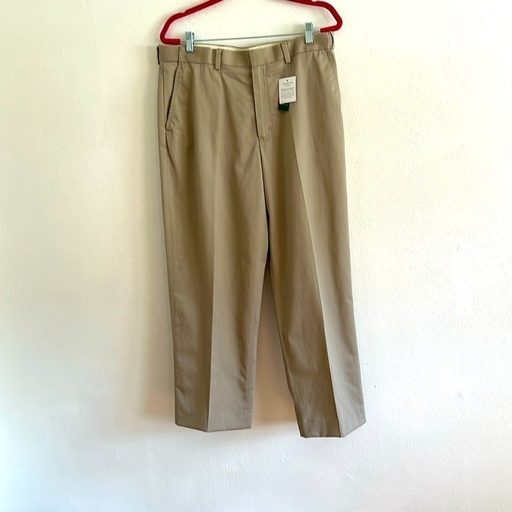 L.L. Bean Men's Khaki Wrinkle Free Uniform Work Pants Waist 35
